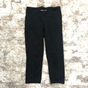 Old Navy Active Fitted Leggings Workout Pants, Black, Small